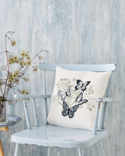 Sommerfugle         40x40cm