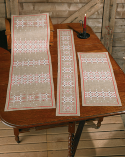 Borter på hør        28x77cm