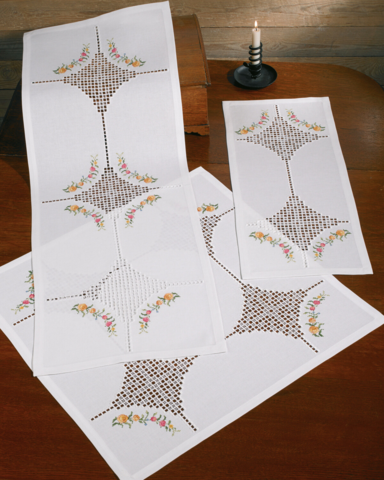 Hardanger met bloemen 29x69cm